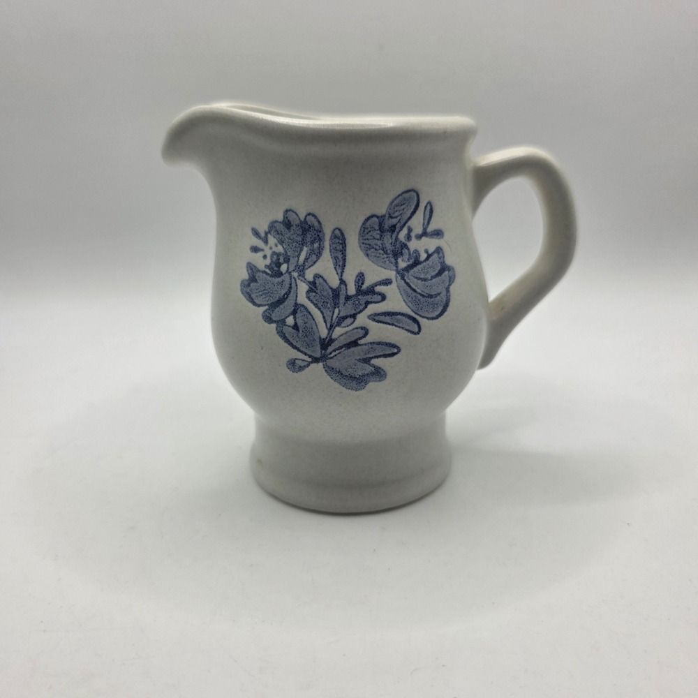 Pfaltzgraff Yorktowne Blue Floral Grey Stoneware Creamer Small Pitcher 7-24 USA